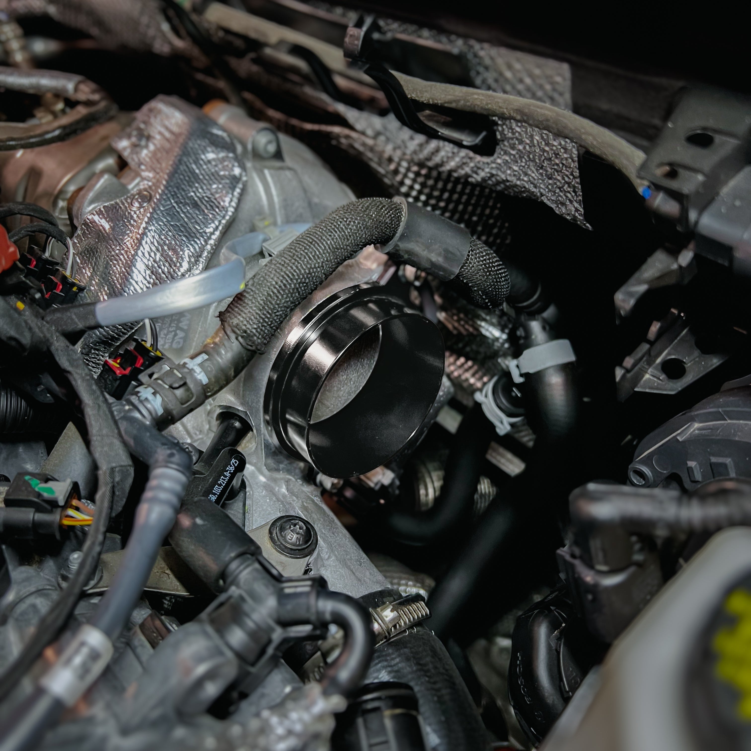 Image of MK8R/8Y S3 MQB EVO 89mm Titanium Intake