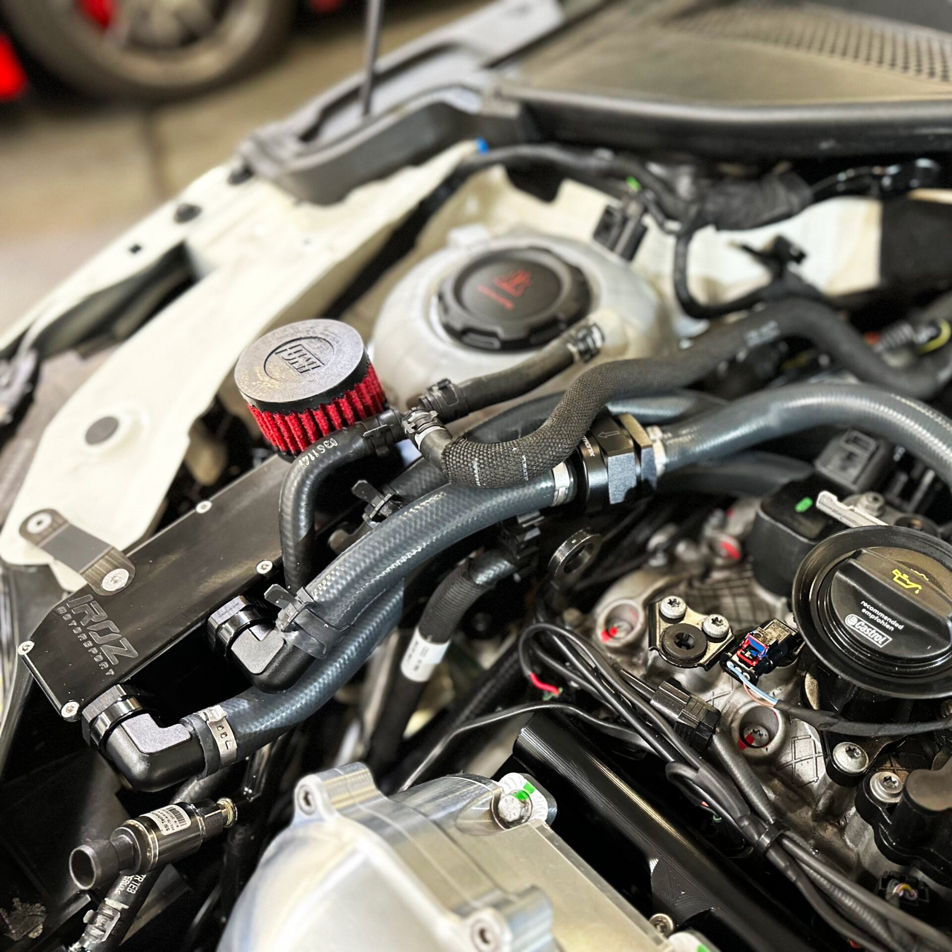 Image of Iroz Motorsport RS3 8V Stage 3 Engine Catch Can / PCV Breather kit